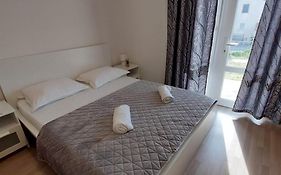 Apartments Gojak